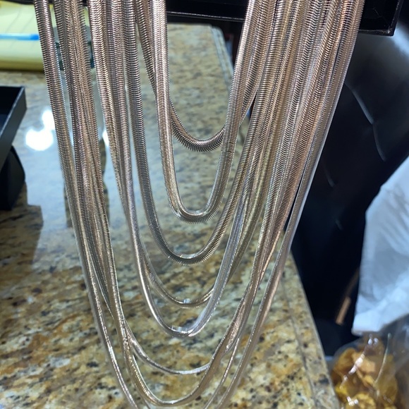 Heidi daus necklace! - Picture 4 of 7